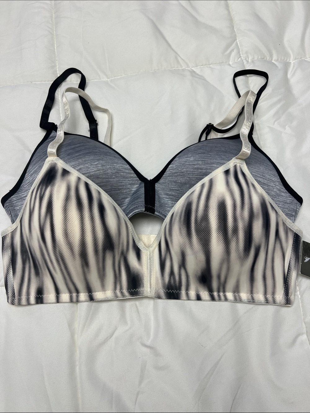 Spyder Wireless Molded T-Shirt Bra in Black and Cream - Smooth Invisible Fit 36B